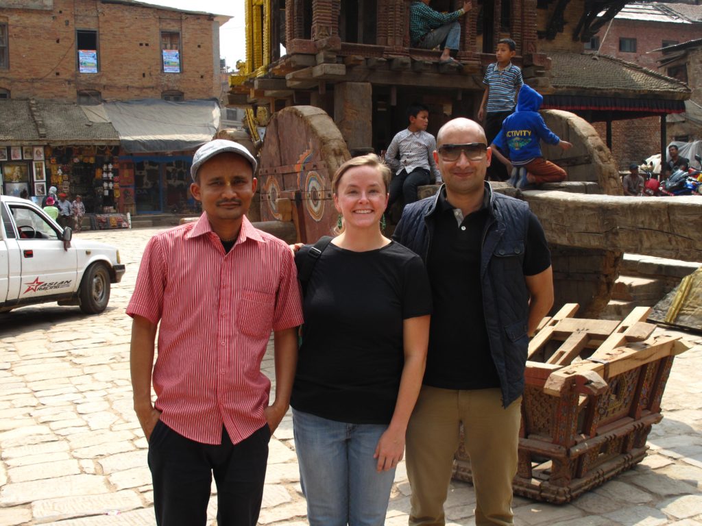 05_nepal_friends