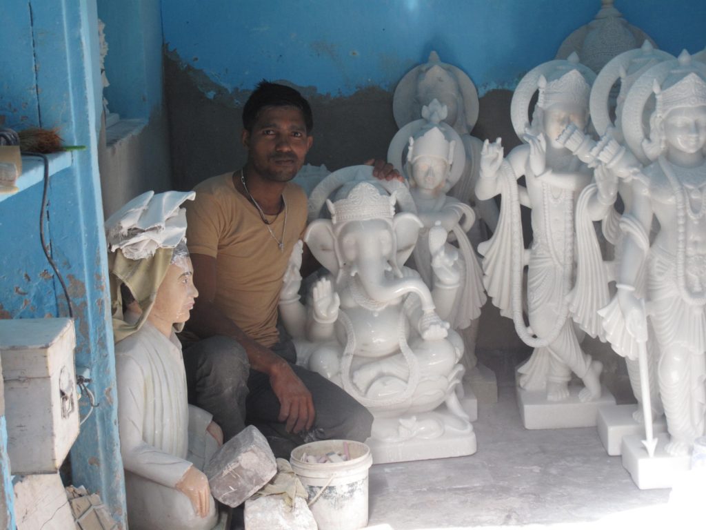 65_marble_statues