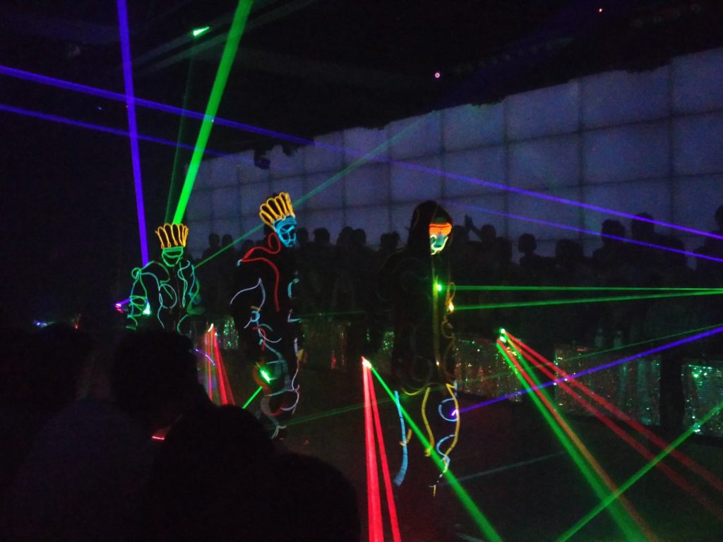 71_robot_laser